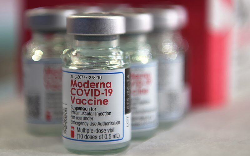 Moderna_COVID-19_vaccine